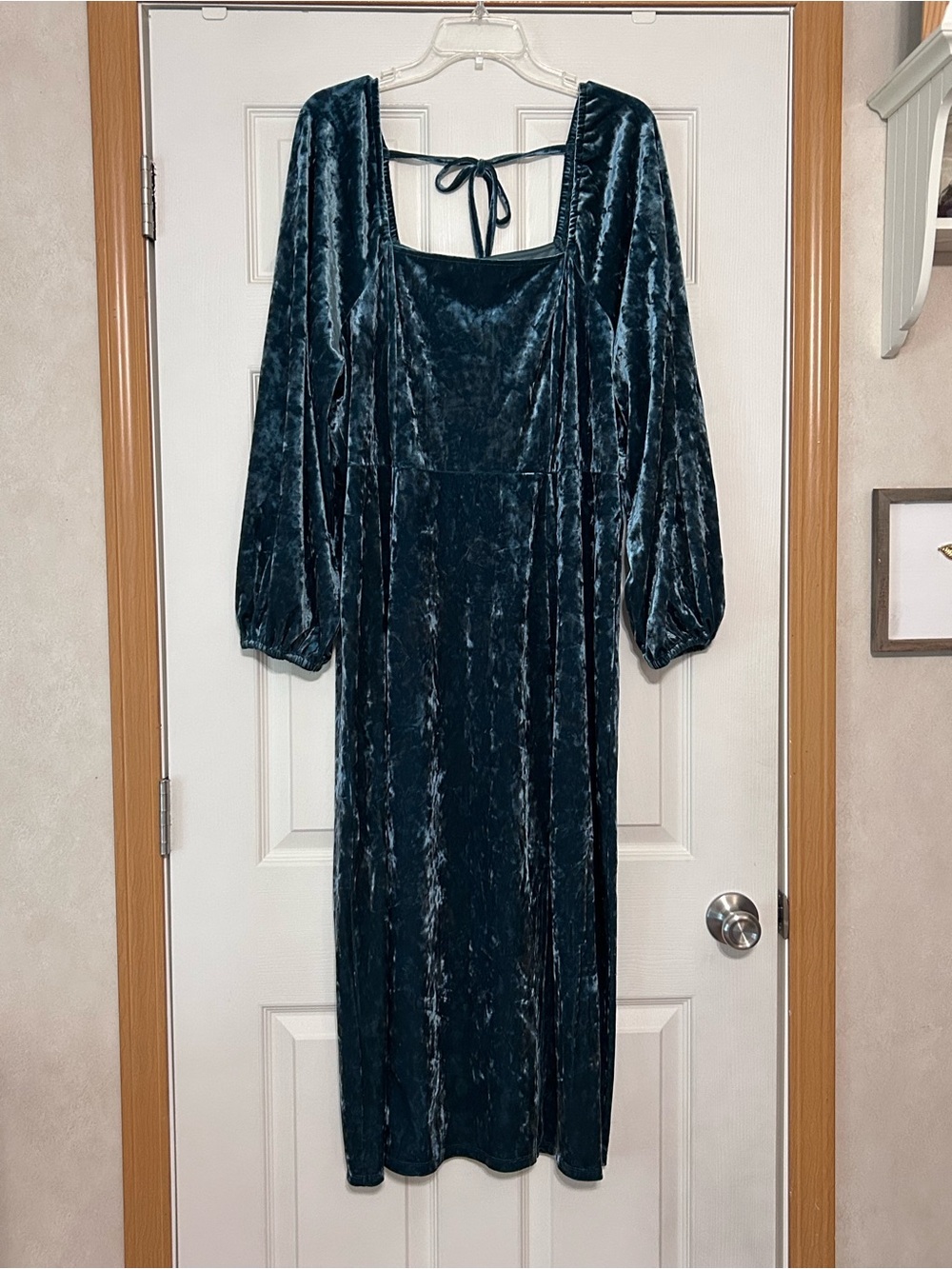 Ava & Viv Teal Velvet Midi Dress with Square Neck